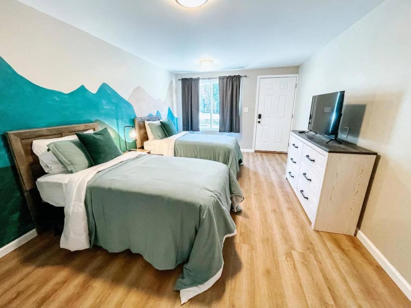 Mountain Family Twin Room Таунсенд Екстер'єр фото